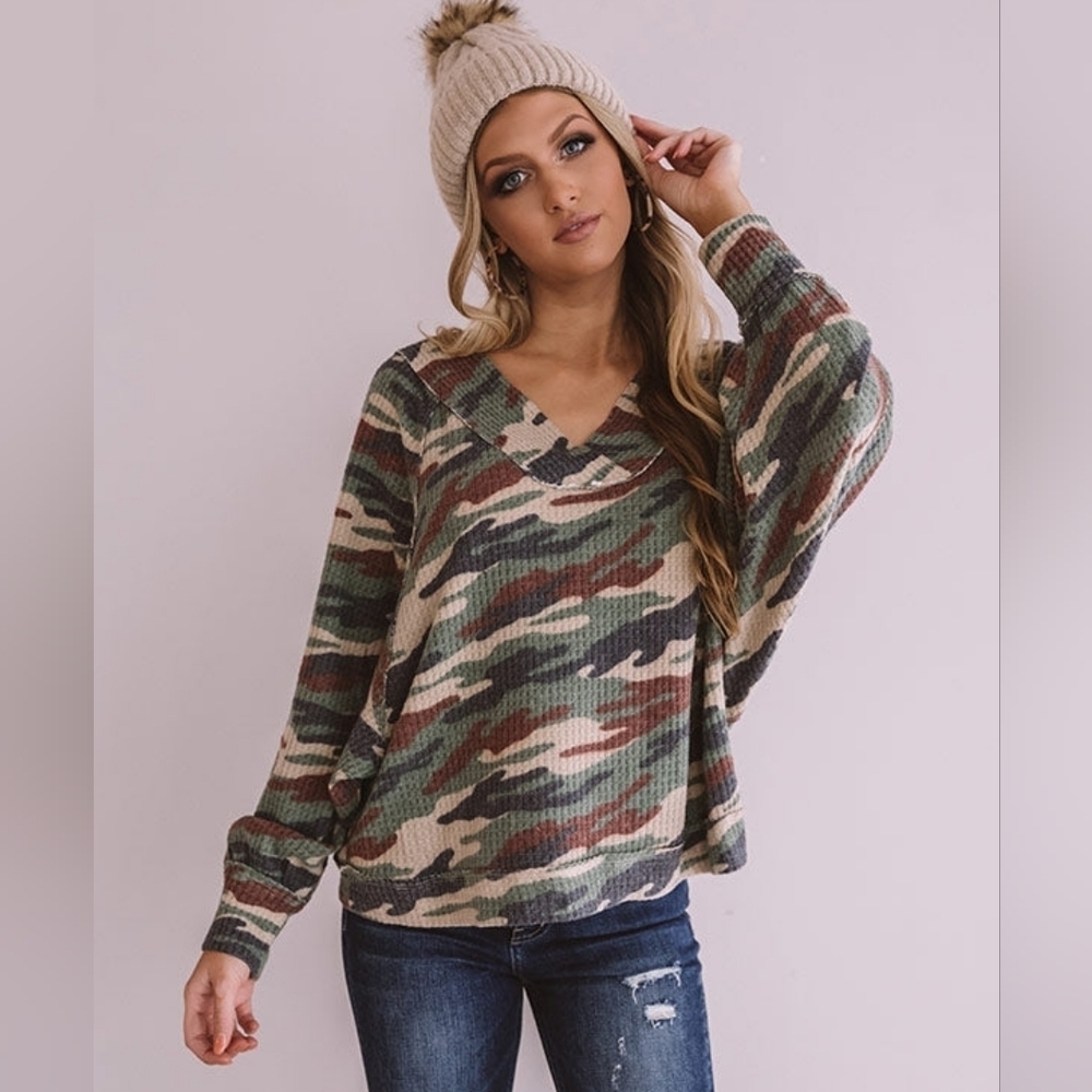 Impressions Camouflage Patterned Knit Top - Picture 3 of 7